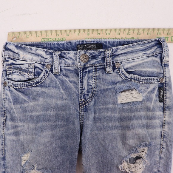 Silver Jeans Womens Size 28/24 Aiko Mid Rise Capri Distress Light Wash - Picture 6 of 11